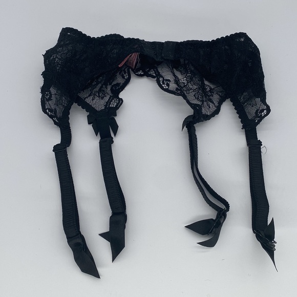 Agent Provocateur Classic Love Suspender - Picture 9 of 9